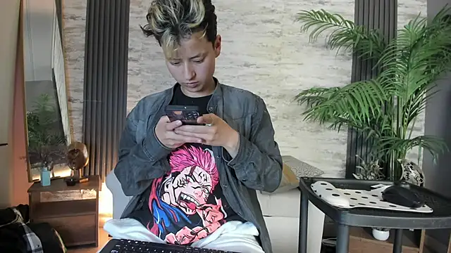 RedHood 1 online show from 03/28/26, 05:40