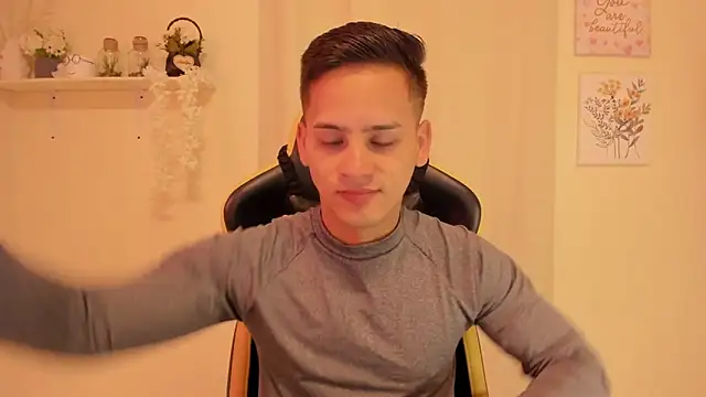 sexy andres01 online show from 03/22/26, 01:14