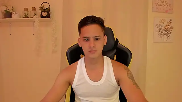 sexy andres01 online show from 04/27/26, 01:42