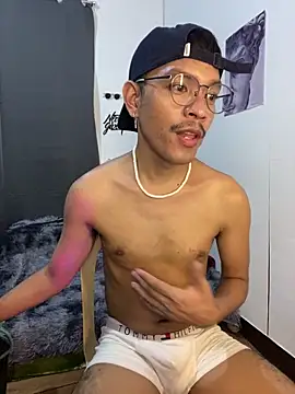 asian darlingcummersxXx online show from 05/05/26, 07:05
