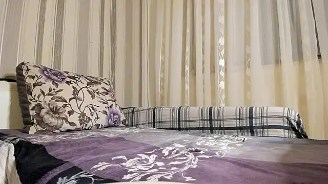 FrosstyRose online show from 03/24/26, 07:08