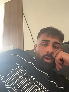 Snapshot of Shayan_021_Private chatting on 07/07/26, 05:28 Shayan 021 Private online show from 07/07/26, 05:28