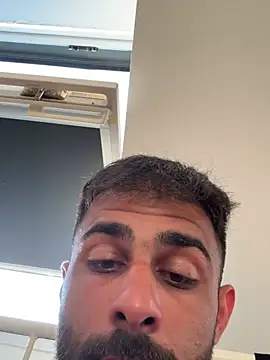 Snapshot of Shayan_021_Private chatting on 07/10/26, 06:43 Shayan 021 Private online show from 07/10/26, 06:43