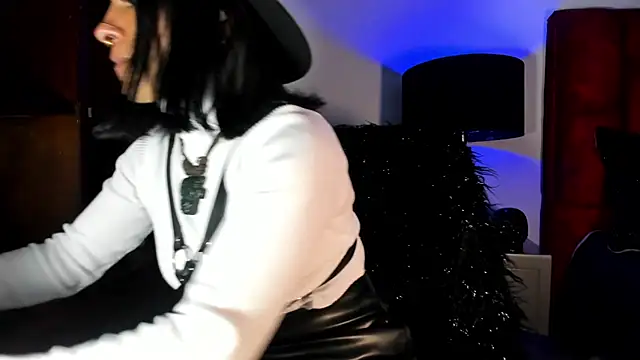 Amelie Blake online show from 03/20/26, 02:33