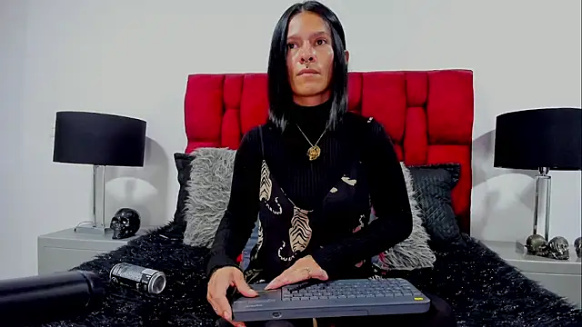 Amelie Blake online show from 07/18/26, 01:04