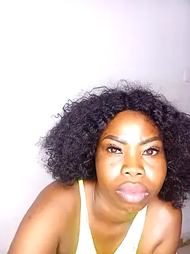 Snapshot of Trinity501 chatting on 02/25/26, 04:38 Trinity501 online show from 02/25/26, 04:38