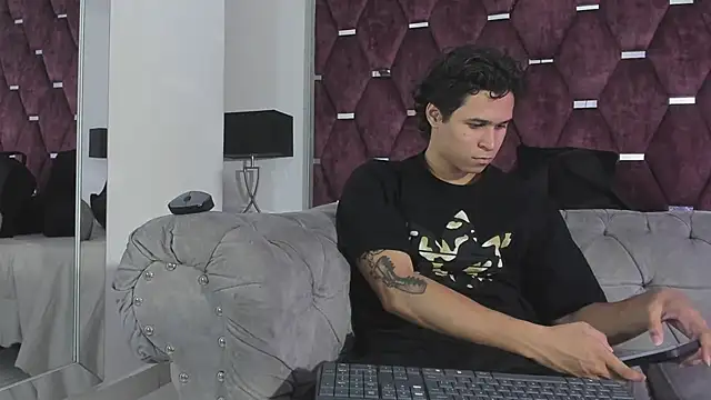 TonyBenedetti online show from 07/21/26, 08:33