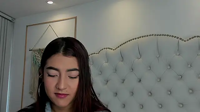 Sara funy online show from 05/30/26, 11:29