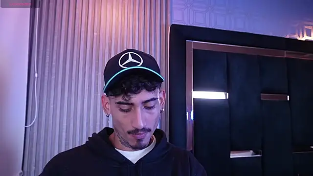 Dark Eros  online show from 04/12/26, 03:22