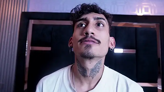 Dark Eros  online show from 04/19/26, 03:50