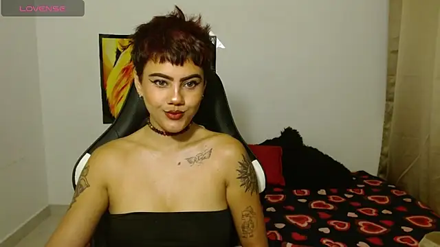 Divinejewel69 online show from 03/16/26, 09:24