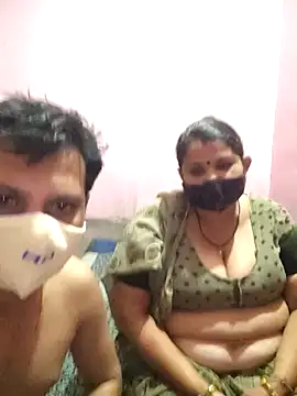 Snapshot of gujjuhotcouple chatting on 03/12/26, 05:30 gujjuhotcouple online show from 03/12/26, 05:30