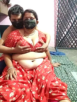 Snapshot of gujjuhotcouple chatting on 03/26/26, 12:50 gujjuhotcouple online show from 03/26/26, 12:50