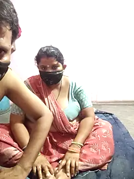 Snapshot of gujjuhotcouple chatting on 06/21/26, 07:16 gujjuhotcouple online show from 06/21/26, 07:16