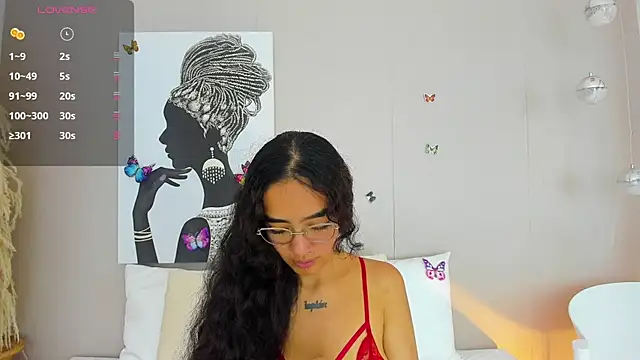 ElizabethBelle online show from 04/17/26, 07:39