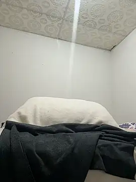 paula p07 online show from 04/23/26, 10:03