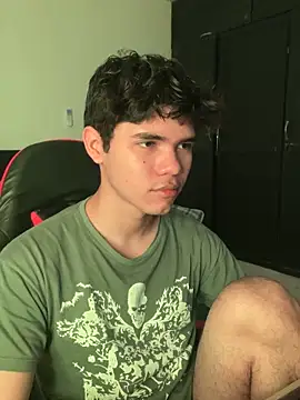 Snapshot of Camii_pink chatting on 02/26/26, 04:39 Camii pink online show from 02/26/26, 04:39