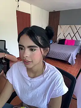 kitty rousse01 online show from 03/19/26, 12:53