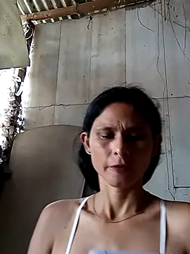 yuliitza4 online show from 03/08/26, 12:53