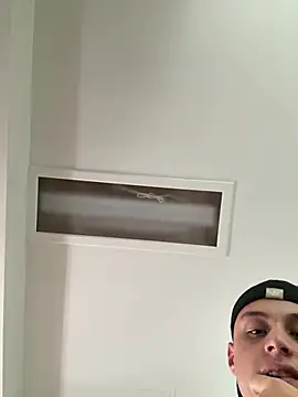 Snapshot of loko22_223 chatting on 02/26/26, 05:12 loko22 223 online show from 02/26/26, 05:12