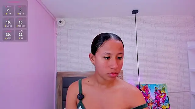 LESLYSIMPSON online show from 06/01/26, 07:37