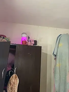 kisscherry8 online show from 04/22/26, 05:10