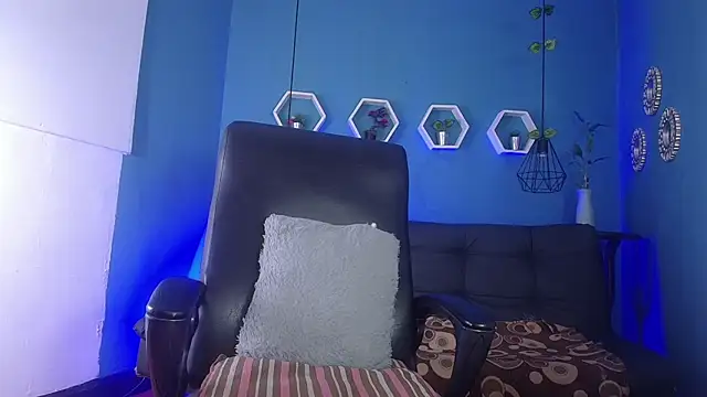 Snapshot of Assly_Love chatting on 02/26/26, 09:30 Assly Love online show from 02/26/26, 09:30