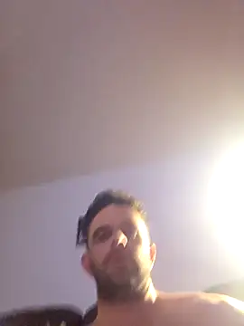 Snapshot of kevenle89 chatting on 02/25/26, 10:30 kevenle89 online show from 02/25/26, 10:30