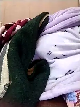 Snapshot of Sna93 chatting on 02/27/26, 04:34 Sna93 online show from 02/27/26, 04:34