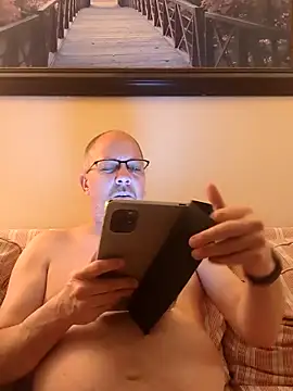 Snapshot of WorthingtonM3 chatting on 02/28/26, 03:51 WorthingtonM3 online show from 02/28/26, 03:51