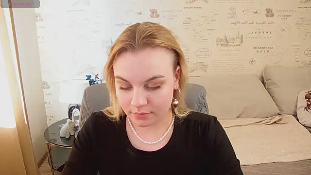 Glow Margo online show from 06/03/26, 01:19