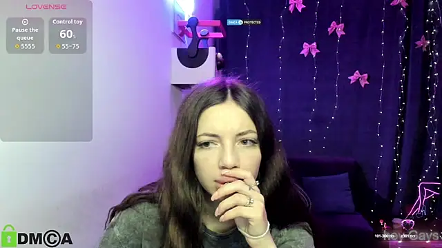 Snapshot of AlisMoonly chatting on 02/26/26, 07:51 AlisMoonly online show from 02/26/26, 07:51