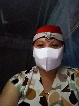 Snapshot of Heylen_hooo chatting on 02/26/26, 01:54 Heylen hooo online show from 02/26/26, 01:54