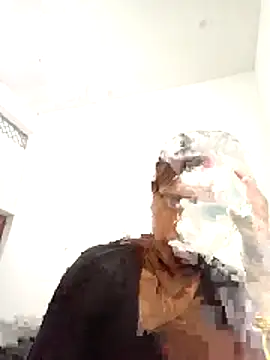 Hot chani online show from 04/12/26, 07:35