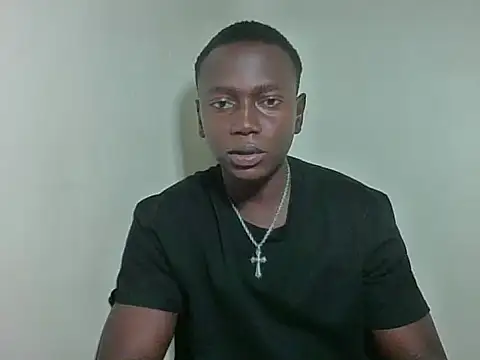 Snapshot of darkerberryguy chatting on 03/01/26, 12:40 darkerberryguy online show from 03/01/26, 12:40