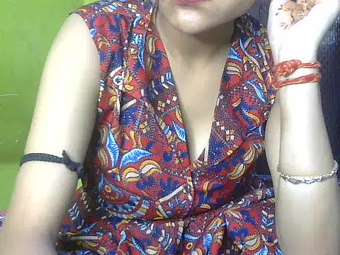 Aani 0 online show from 03/27/26, 04:18