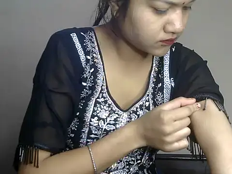 Aani 0 online show from 04/10/26, 05:23