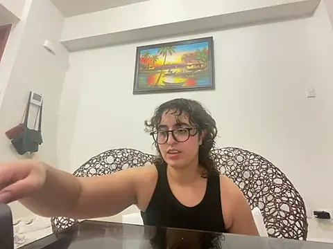 Snapshot of yassiestar chatting on 02/25/26, 06:50 yassiestar online show from 02/25/26, 06:50