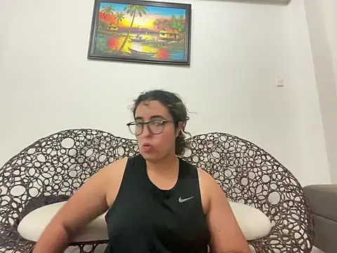 yassiestar online show from 04/23/26, 05:48