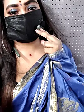 Snapshot of Cutie_Nila chatting on 05/20/26, 05:35 Cutie Nila online show from 05/20/26, 05:35