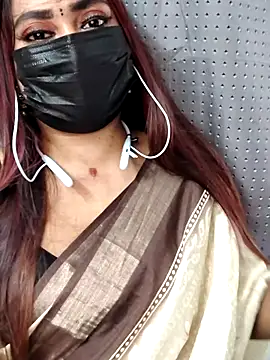 Snapshot of Cutie_Nila chatting on 06/23/26, 05:27 Cutie Nila online show from 06/23/26, 05:27
