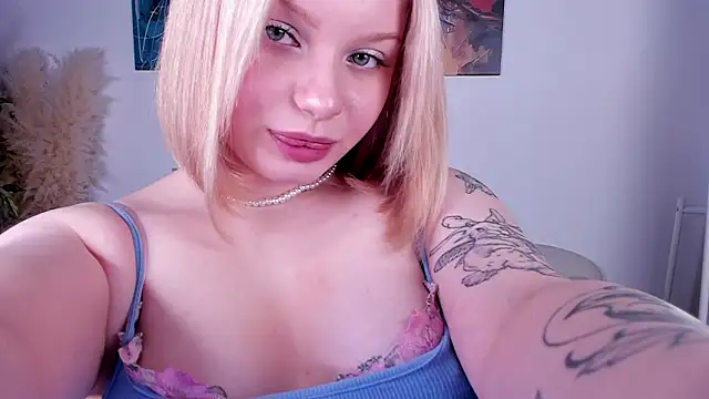 Doris Lee online show from 03/22/26, 01:14