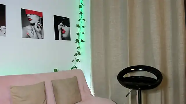 Rebeca Marchetti online show from 05/01/26, 08:24
