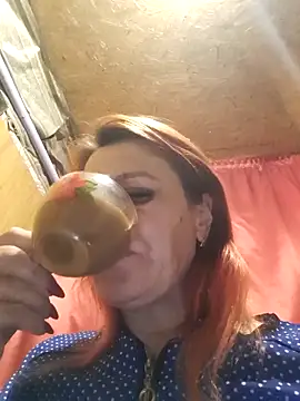 Snapshot of Belowa7364 chatting on 02/25/26, 06:39 Belowa7364 online show from 02/25/26, 06:39