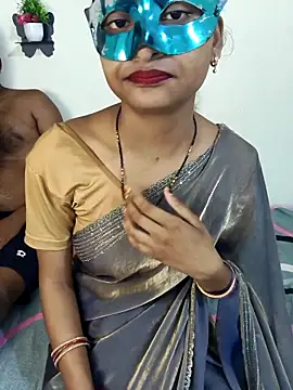 Sweet Cpl  online show from 04/13/26, 12:49