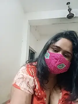 Snapshot of diyadey chatting on 06/13/26, 10:18 diyadey online show from 06/13/26, 10:18
