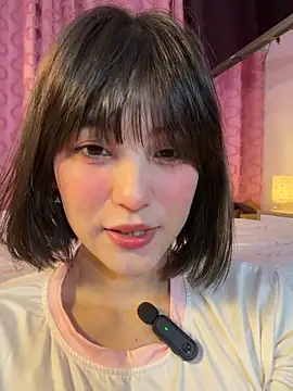 AitanaJhons  online show from 04/13/26, 11:05