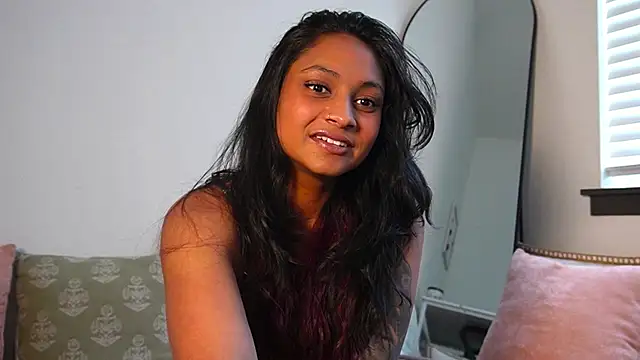 itsjustzara online show from 02/27/26, 10:43