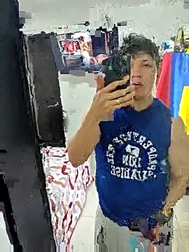 Snapshot of Charlesbigcock69 chatting on 02/25/26, 08:18 Charlesbigcock69 online show from 02/25/26, 08:18