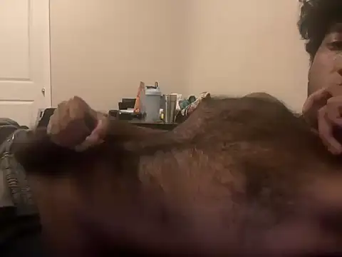 Snapshot of Hairydude78 chatting on 03/15/26, 06:08 Hairydude78 online show from 03/15/26, 06:08